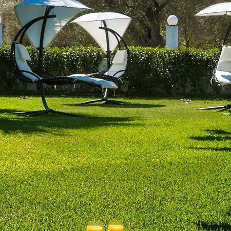Artemis Hotel